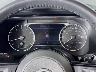 2023 Nissan Pathfinder SV