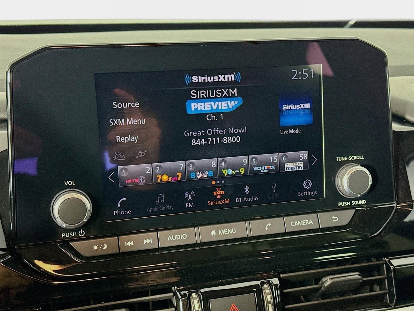 2023 Nissan Pathfinder SV