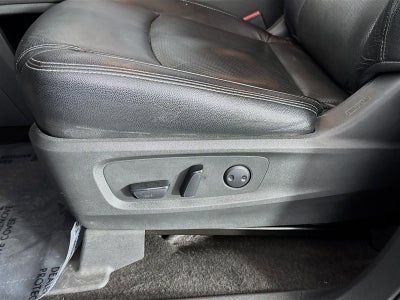 2023 Nissan Pathfinder SV