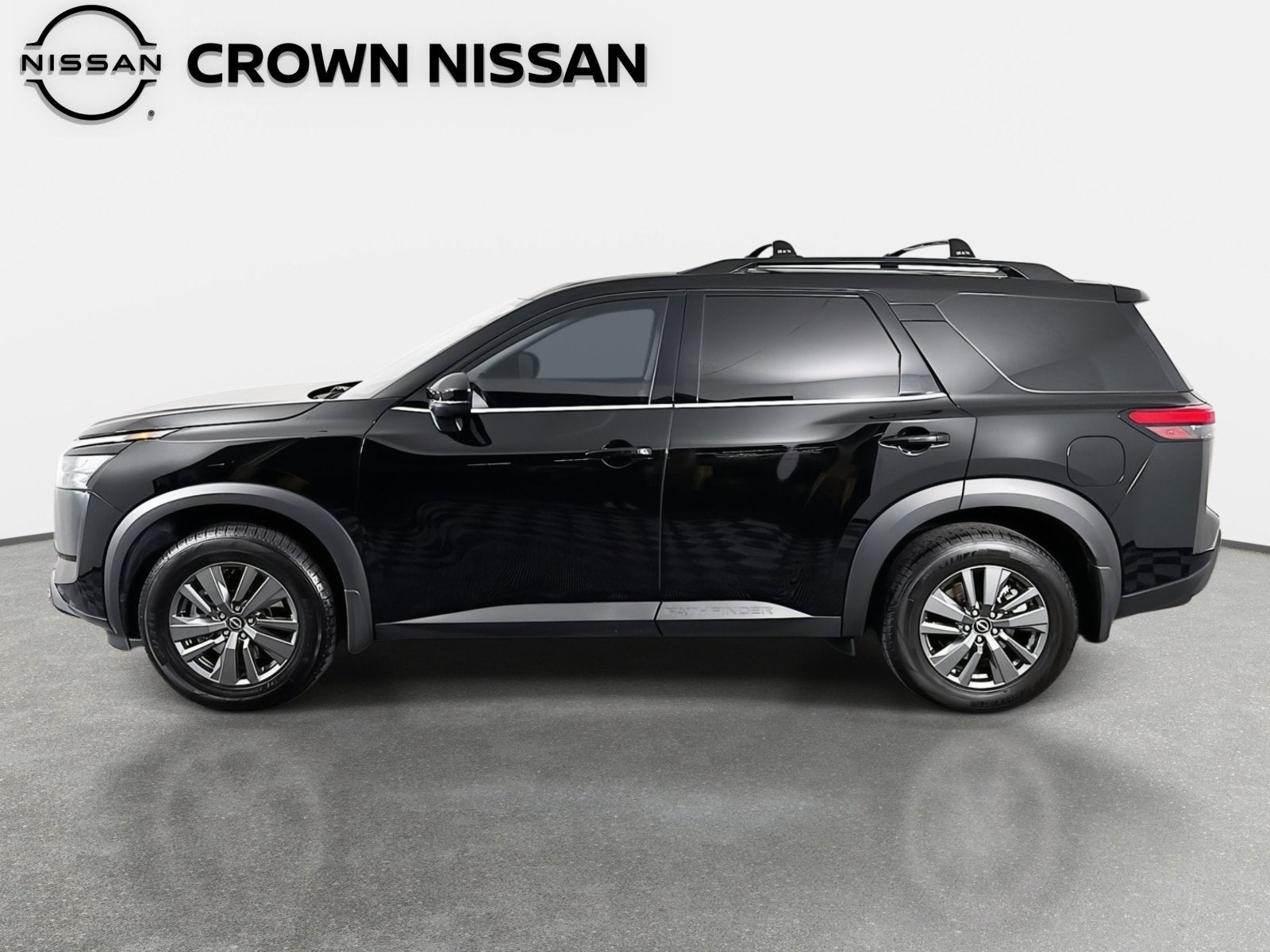 2023 Nissan Pathfinder SV