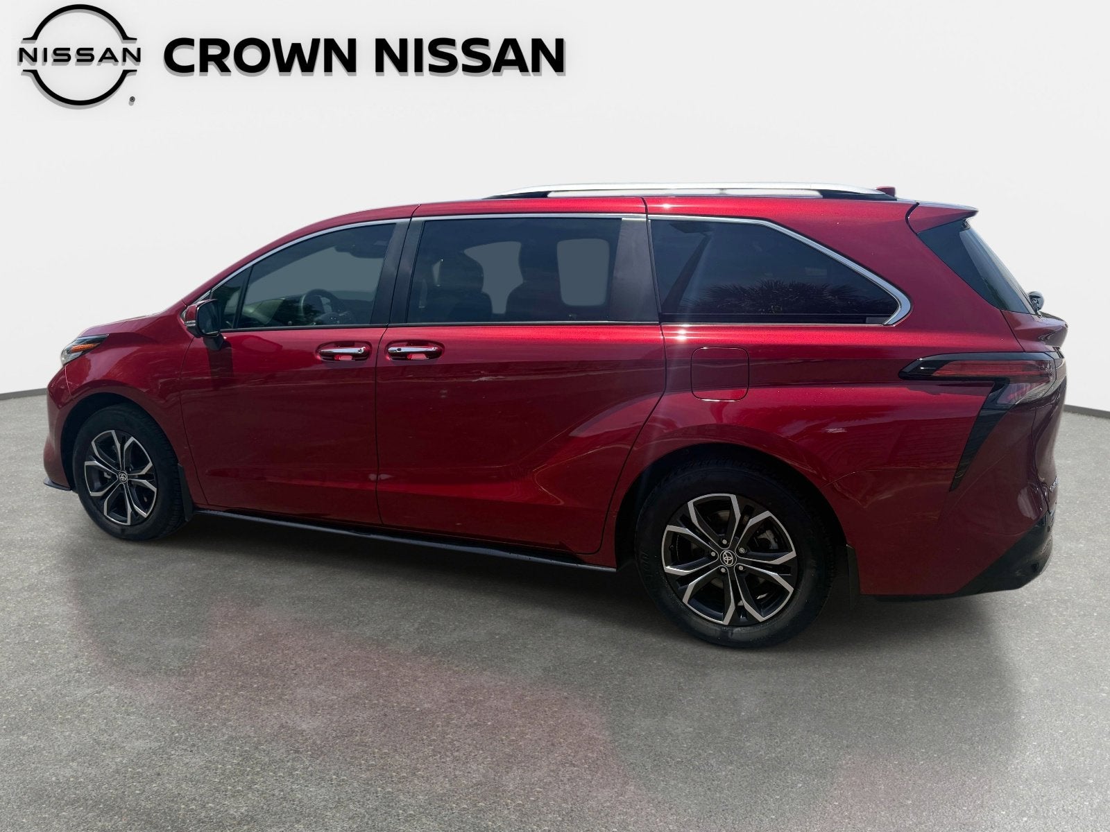 2025 Toyota Sienna Platinum