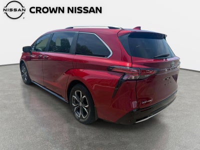 2025 Toyota Sienna Platinum