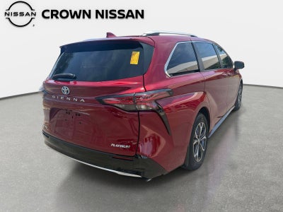 2025 Toyota Sienna Platinum