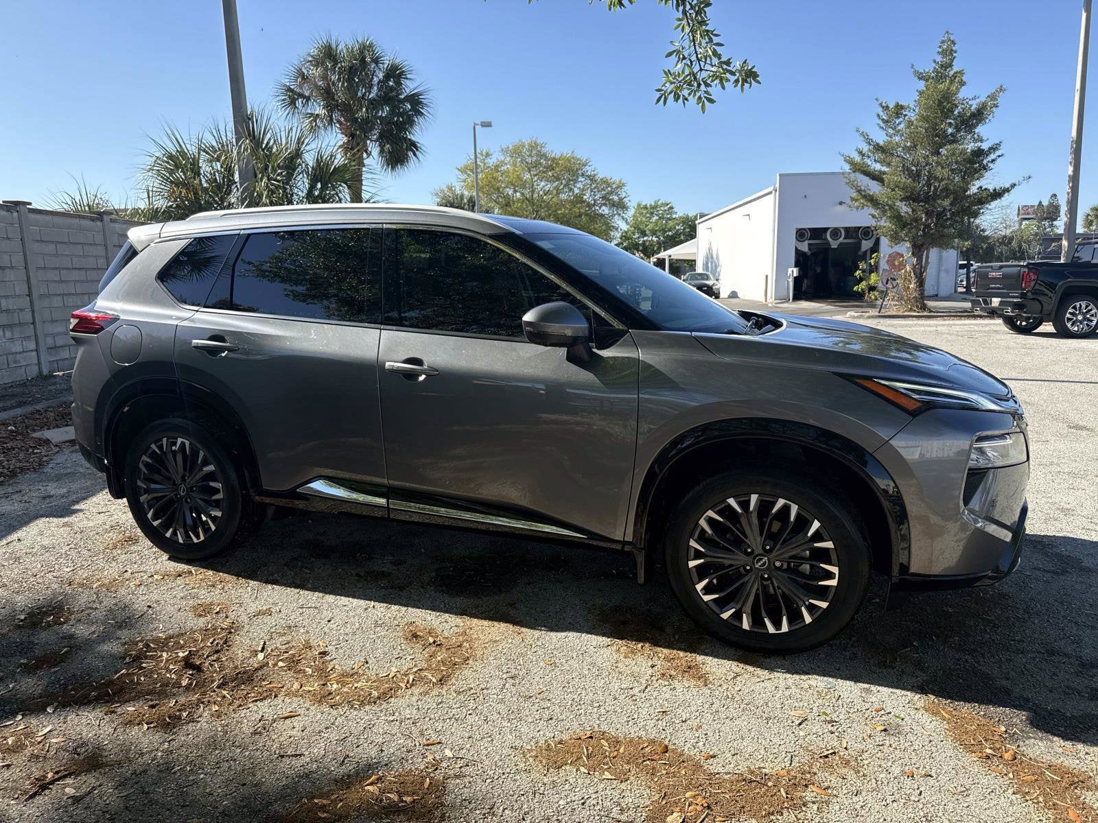 2024 Nissan Rogue Platinum