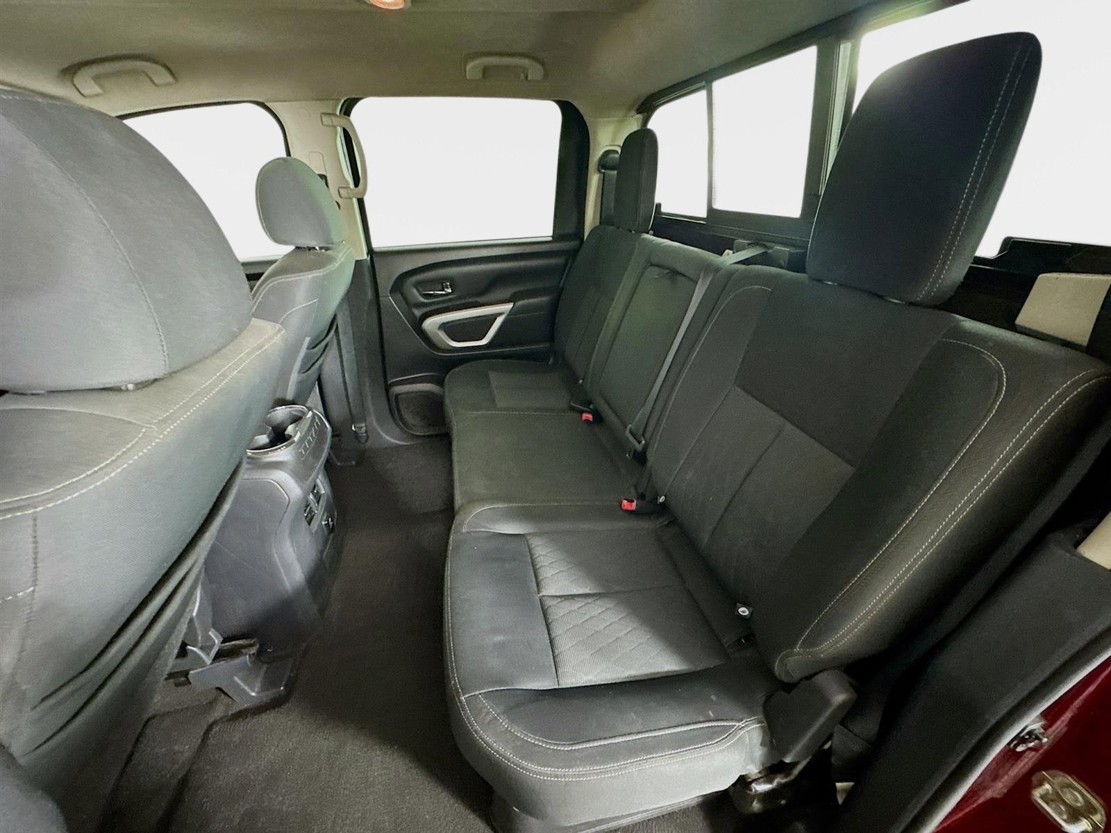 2018 Nissan Titan SV