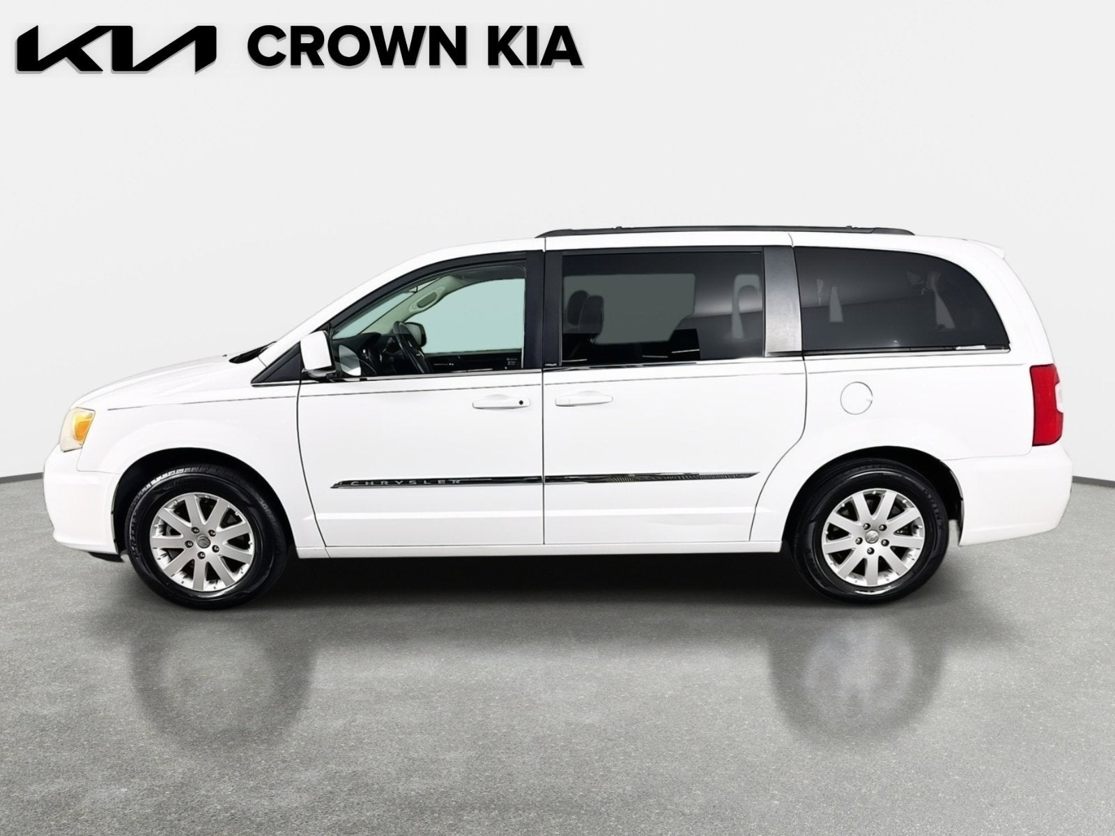 2014 Chrysler Town & Country Touring