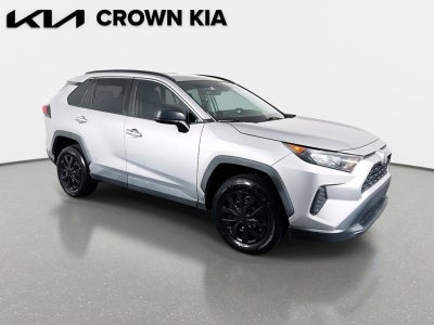 2020 Toyota RAV4 LE