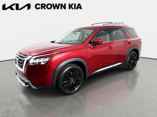 2023 Nissan Pathfinder Platinum
