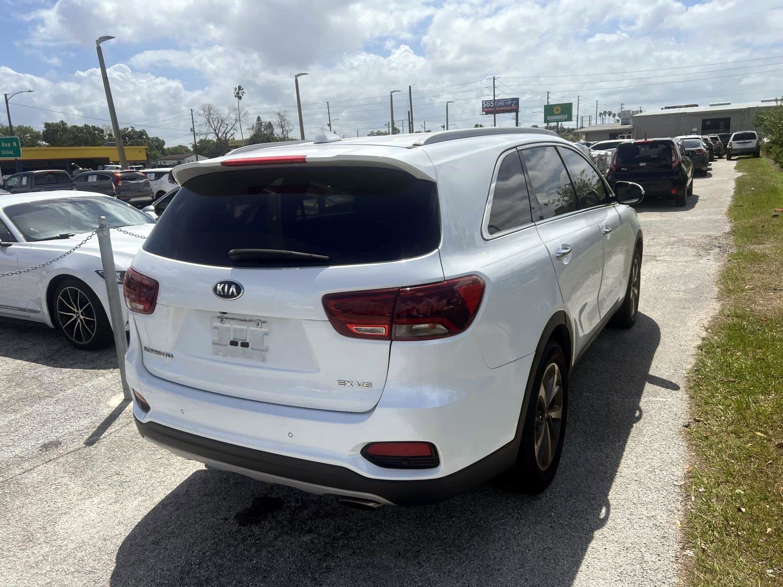 2019 Kia Sorento EX V6