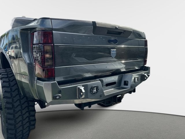 2022 Ford Super Duty F-350 DRW Lariat