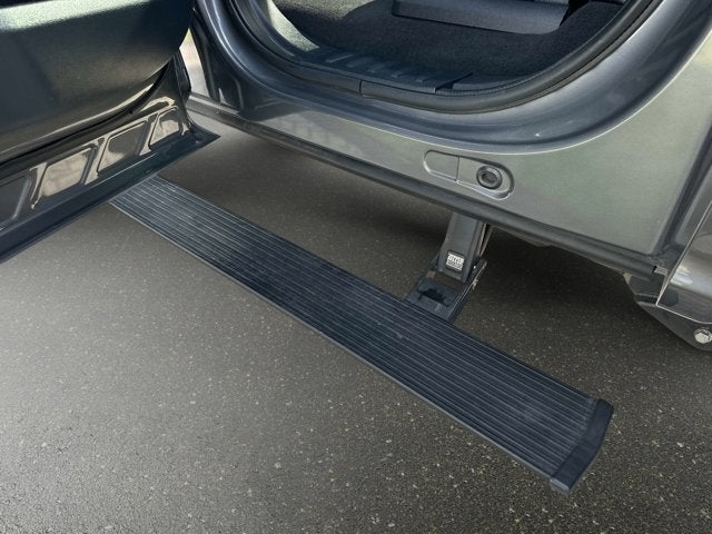 2022 Ford Super Duty F-350 DRW Lariat