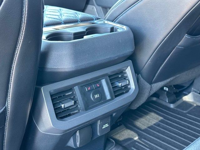 2023 Ford Super Duty F-450 DRW Lariat