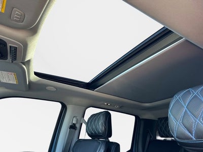 2023 Ford Super Duty F-450 DRW Lariat