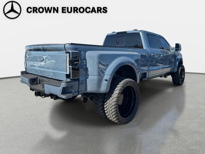 2023 Ford Super Duty F-450 DRW Lariat