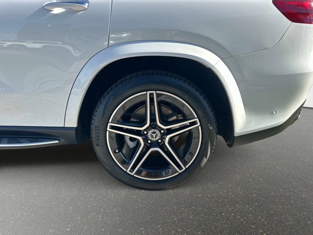 2025 Mercedes-Benz GLS 450