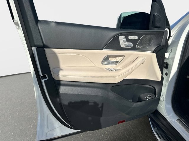 2025 Mercedes-Benz GLS 450