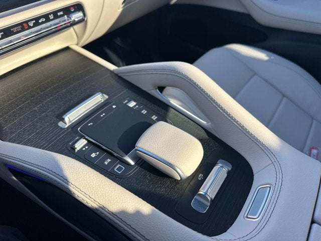 2025 Mercedes-Benz GLS 450