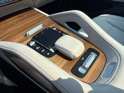 2023 Mercedes-Benz GLS 450