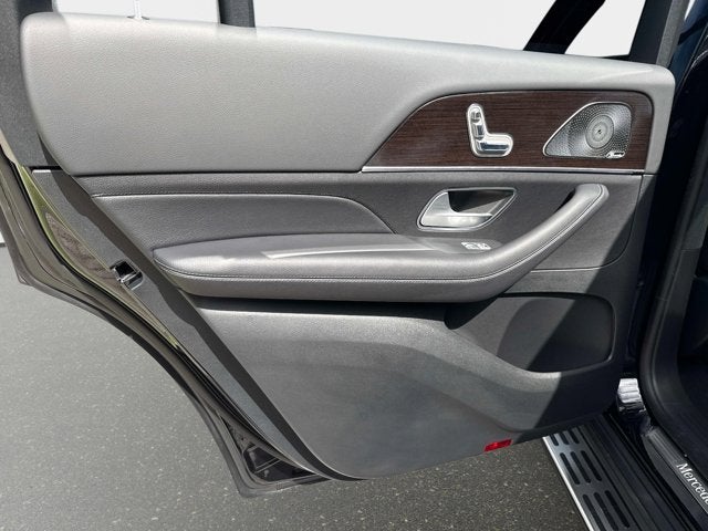 2025 Mercedes-Benz GLS 450