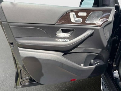 2025 Mercedes-Benz GLS 450
