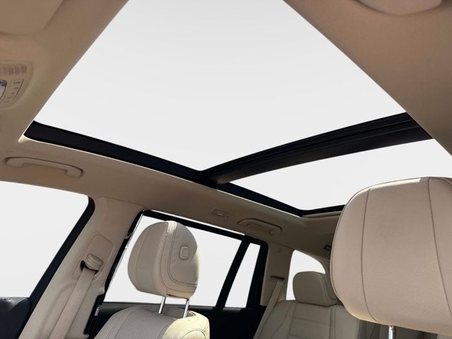 2023 Mercedes-Benz GLS 580