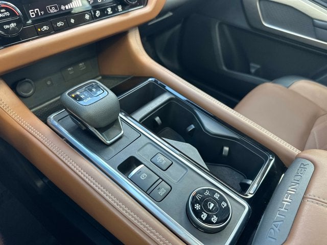 2022 Nissan Pathfinder Platinum