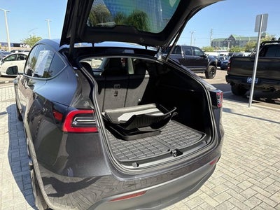 2024 Tesla Model Y Performance