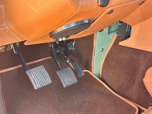 1999 Land Rover Defender 90 Base