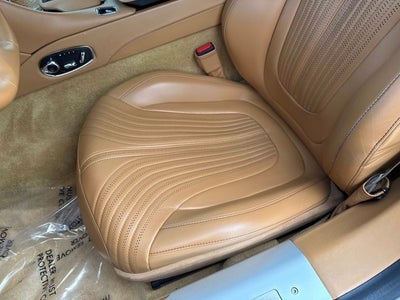 2017 Aston Martin DB11 Base