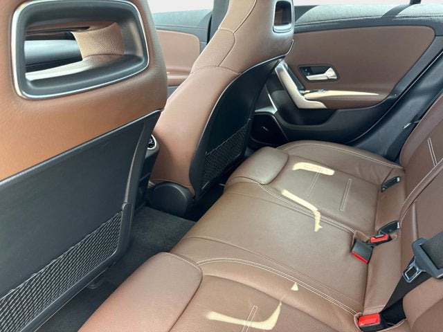 2021 Mercedes-Benz CLA 250