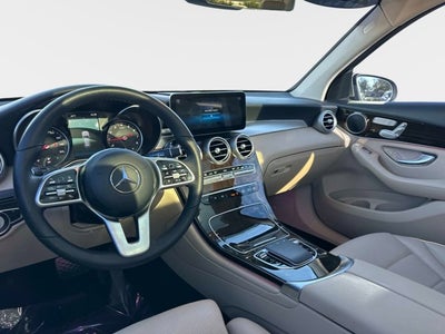 2022 Mercedes-Benz GLC 300