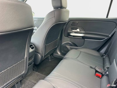 2025 Mercedes-Benz GLB 250