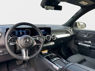 2025 Mercedes-Benz GLB 250