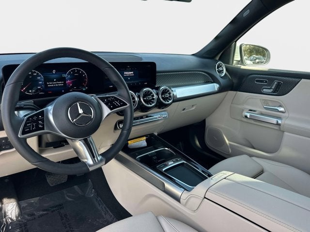 2025 Mercedes-Benz GLB 250