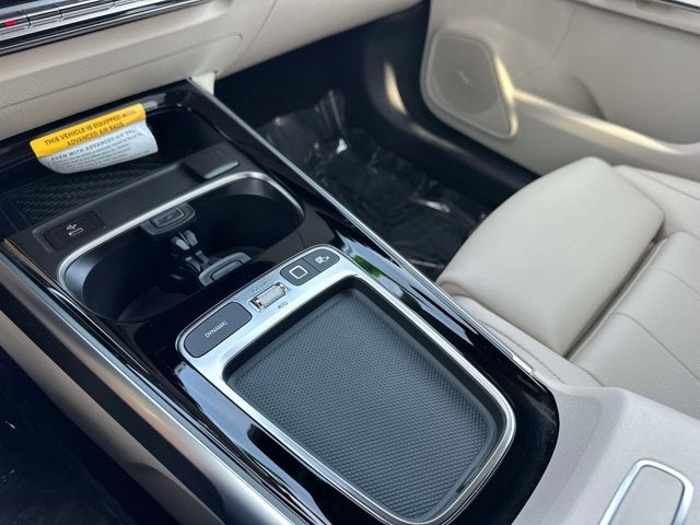 2025 Mercedes-Benz GLB 250