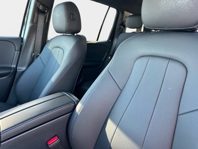 2025 Mercedes-Benz GLB 250