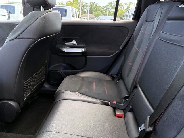 2023 Mercedes-Benz GLB 250