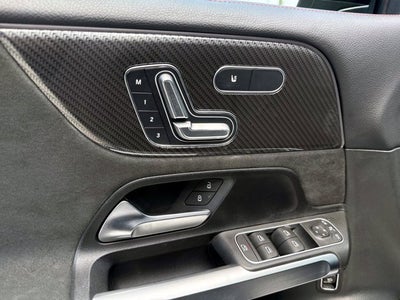 2023 Mercedes-Benz GLB 250