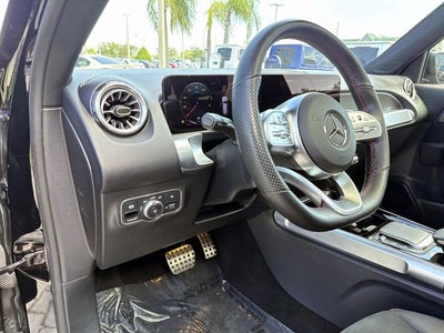 2023 Mercedes-Benz GLB 250