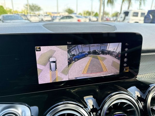 2023 Mercedes-Benz GLB 250