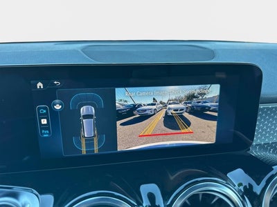 2025 Mercedes-Benz GLB 250