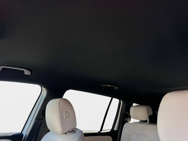 2025 Mercedes-Benz GLB 250