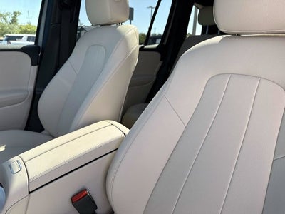 2026 Mercedes-Benz GLB 250