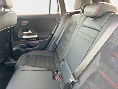 2025 Mercedes-Benz GLA 250