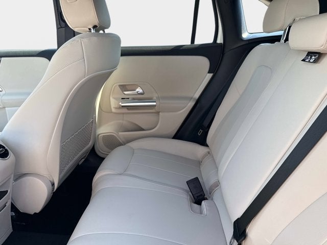 2025 Mercedes-Benz GLA 250