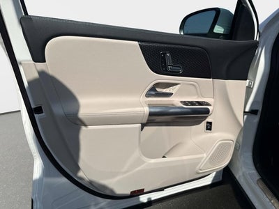 2025 Mercedes-Benz GLA 250