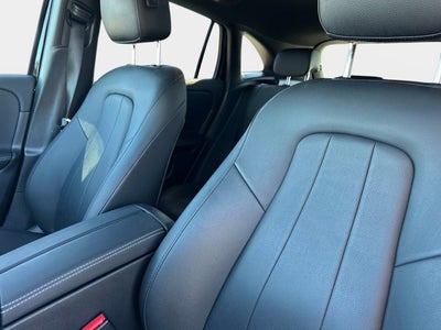 2022 Mercedes-Benz GLA 250