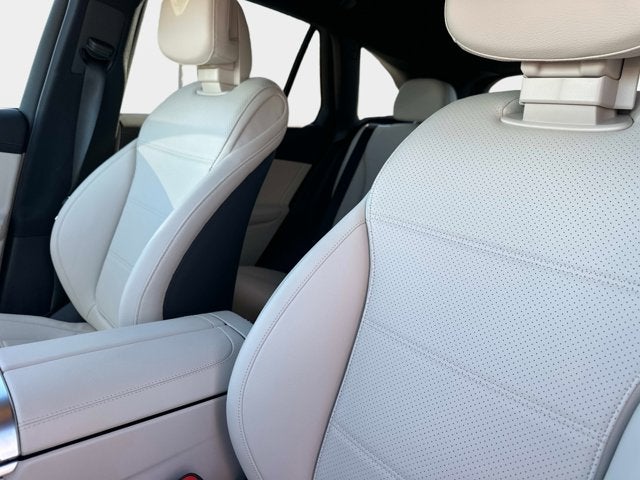 2024 Mercedes-Benz GLC 300