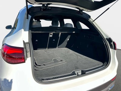 2024 Mercedes-Benz GLC 300