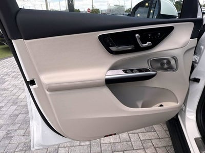 2026 Mercedes-Benz GLC 300